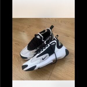 Nike Black and White Athletic Shoes
